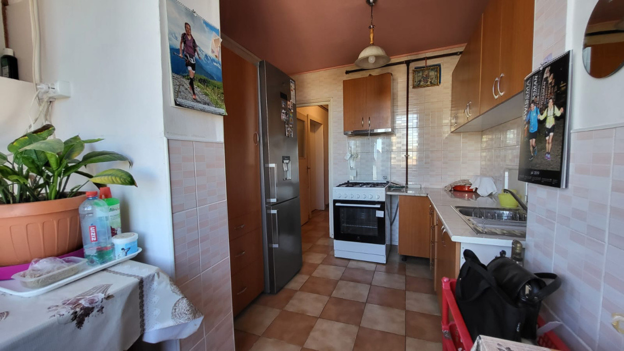 Chirie-apartament 2 camere, zona Astra