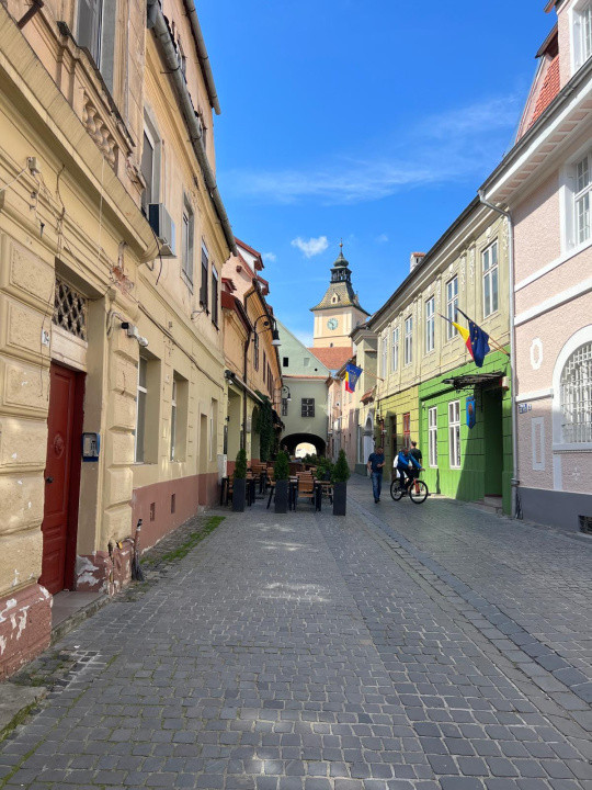 Apartament 3 camere  Centrul Istoric /  Piata  Sfatului / Piata Enescu