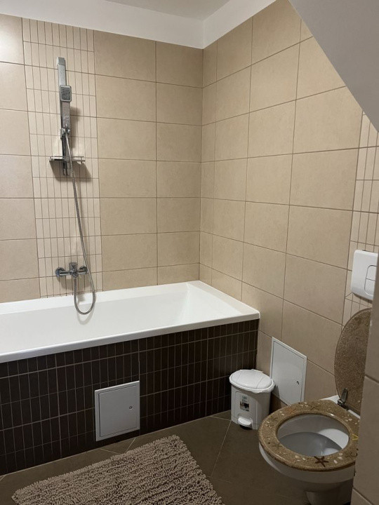 Apartament 3 camere  Centrul Istoric /  Piata  Sfatului / Piata Enescu