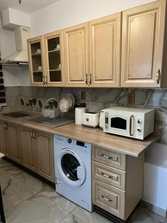 Apartament 3 camere(apartament 2 camere+ studio) Centrul Istoric- Piata Sfatului