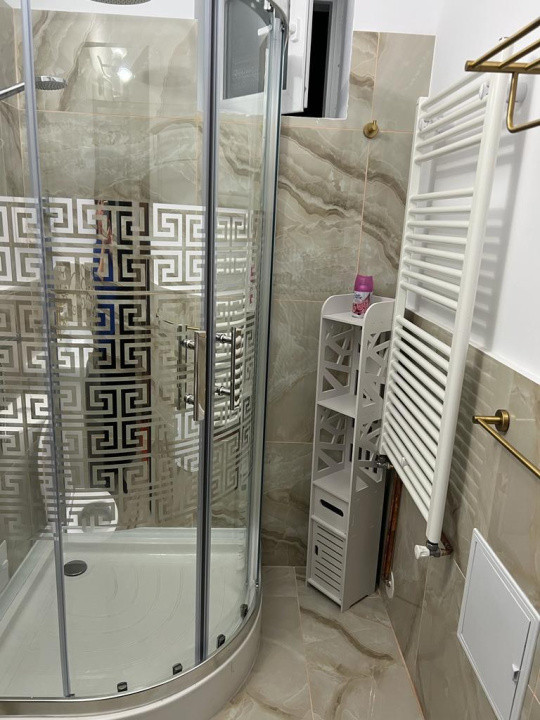 Apartament 3 camere(apartament 2 camere+ studio) Centrul Istoric- Piata Sfatului