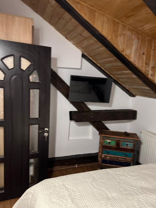 Apartament 3 camere(apartament 2 camere+ studio) Centrul Istoric- Piata Sfatului