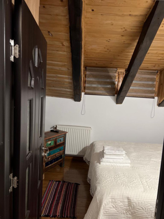 Apartament 3 camere(apartament 2 camere+ studio) Centrul Istoric- Piata Sfatului