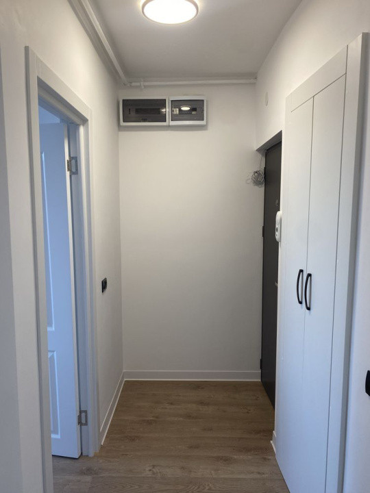 Apartament 3 camere renovat Tractorul / 13 decembrie