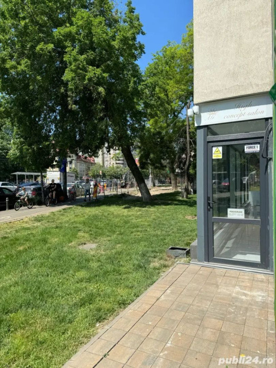 Spatiu comercial - Salon Infumusetare