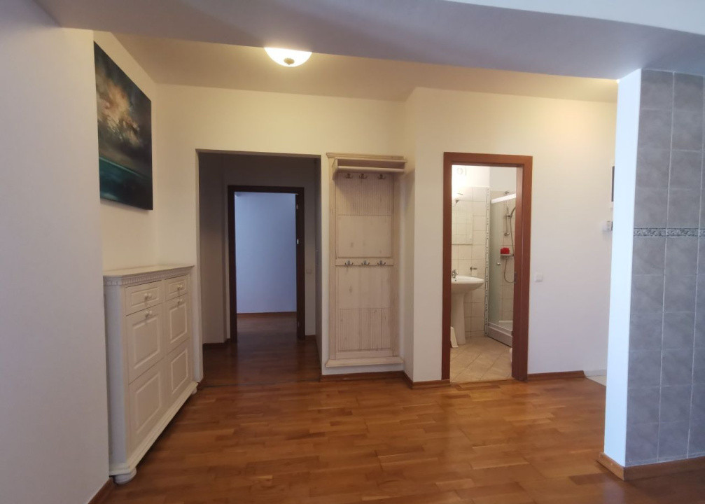 Apartament 3 Camere | Decebal-Calea Călărașilor | Centrala | Parcare
