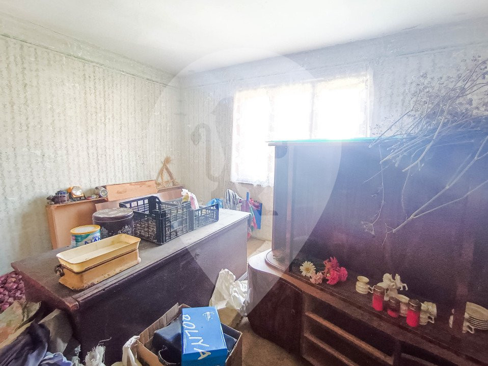 Oportunitate de investitie! Casa de vanzare in satul Palos