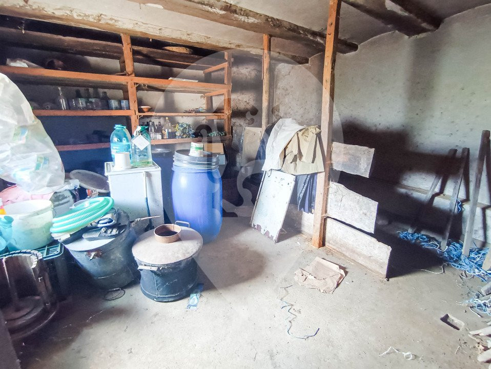 Oportunitate de investitie! Casa de vanzare in satul Palos