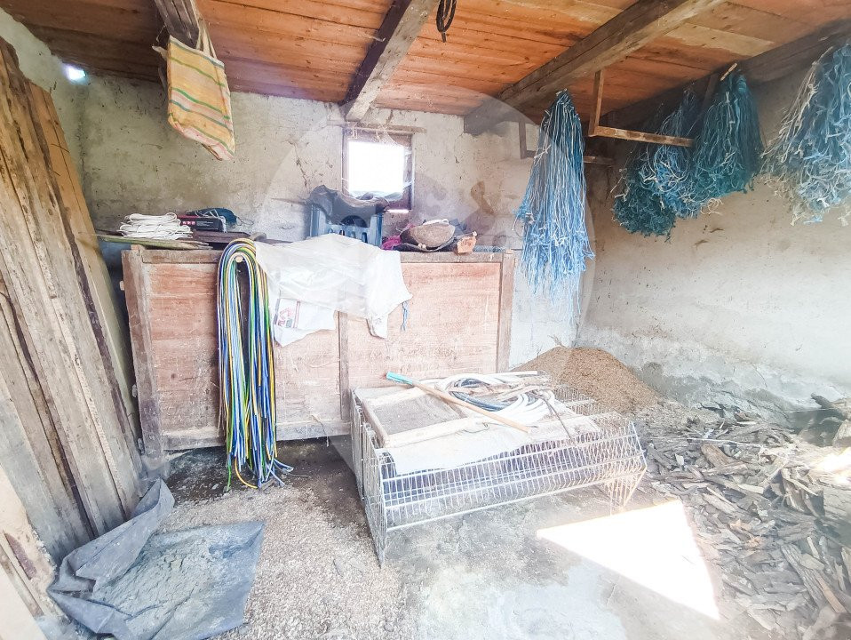 Oportunitate de investitie! Casa de vanzare in satul Palos