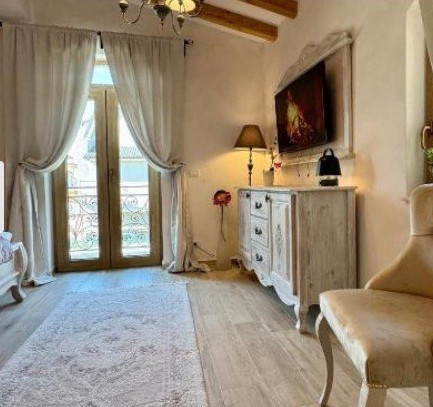 Casa Lux  160 mp  Brasov / Tractorul / Coresi Mall 