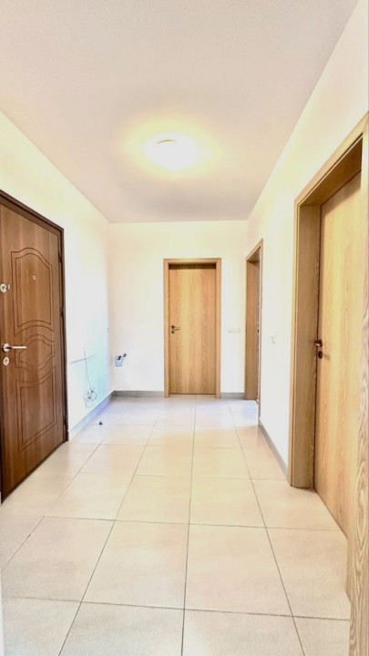 Apartament 2 camere cu loc de parcare Tractorul / Coresi Mal / Mosaic Residence