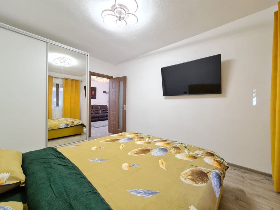 Casa cu 2 apartamente - 6 camere - foisor-  160 mp - Brasov / Craiter