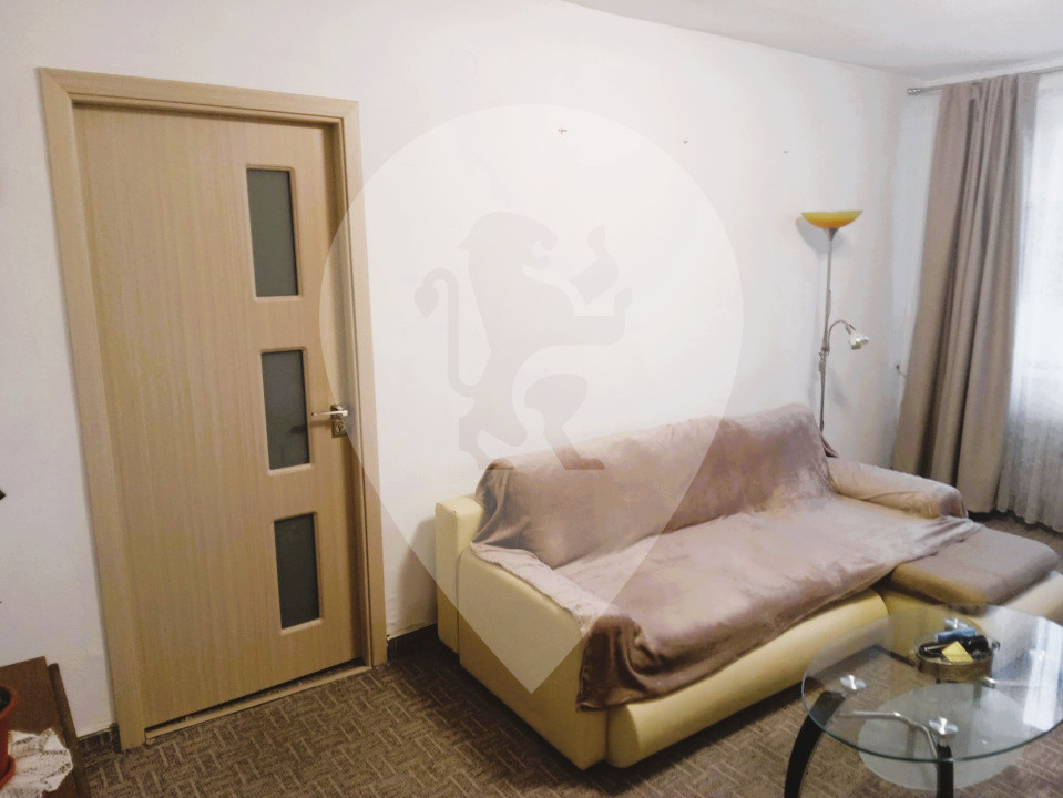 Apartament 3 camere circular - loc de parcare Grivitei  / Centru Civic