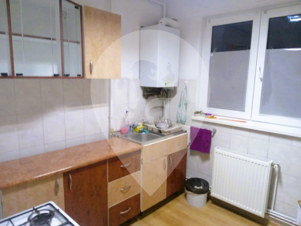 Apartament 3 camere circular - loc de parcare Grivitei  / Centru Civic