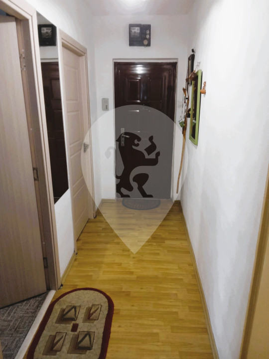 Apartament 3 camere circular - loc de parcare Grivitei  / Centru Civic
