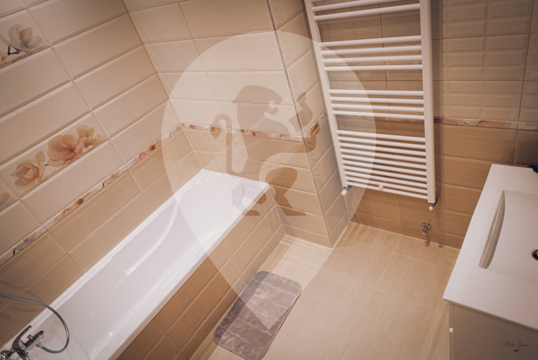 Apartament cu 3 camere Penthouse Tractorul / Maurer Coresi 