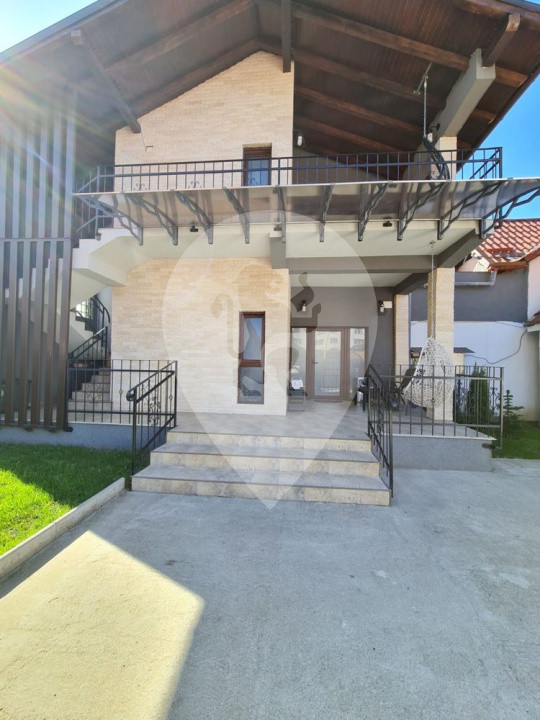 Casa cu 2 apartamente - 6 camere - foisor-  160 mp - Brasov / Craiter