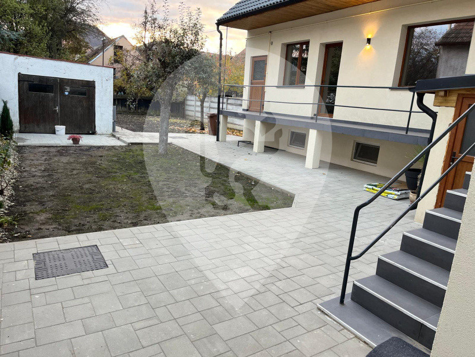 Casa 3 camere 100 mp - Brasov / Centru Civic  / Saturn / Calea Bucuresti