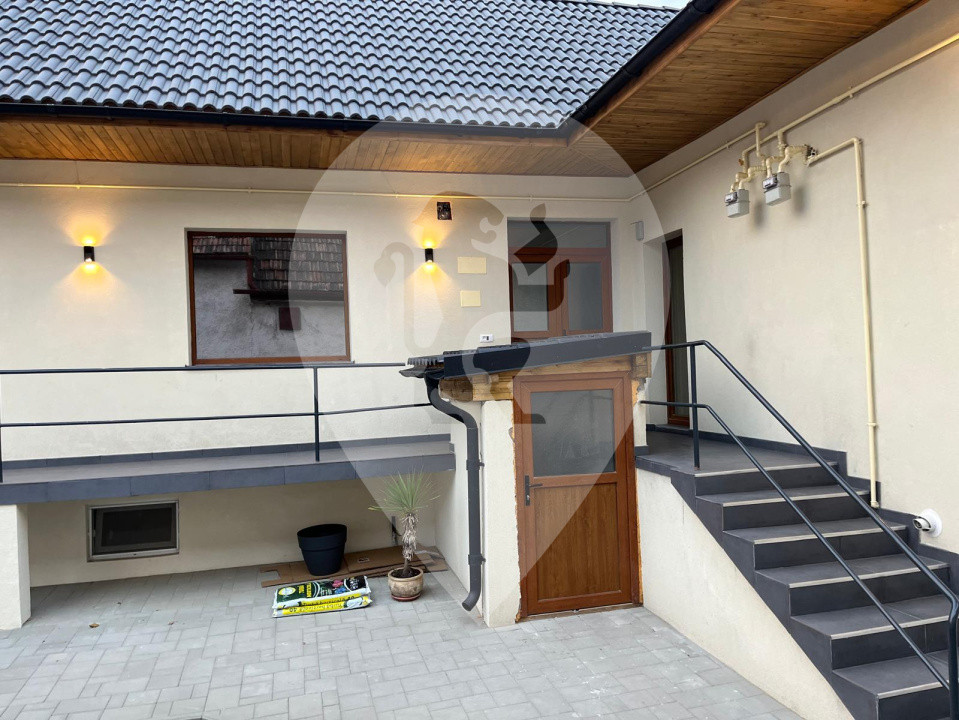 Casa 3 camere 100 mp - Brasov / Centru Civic  / Saturn / Calea Bucuresti