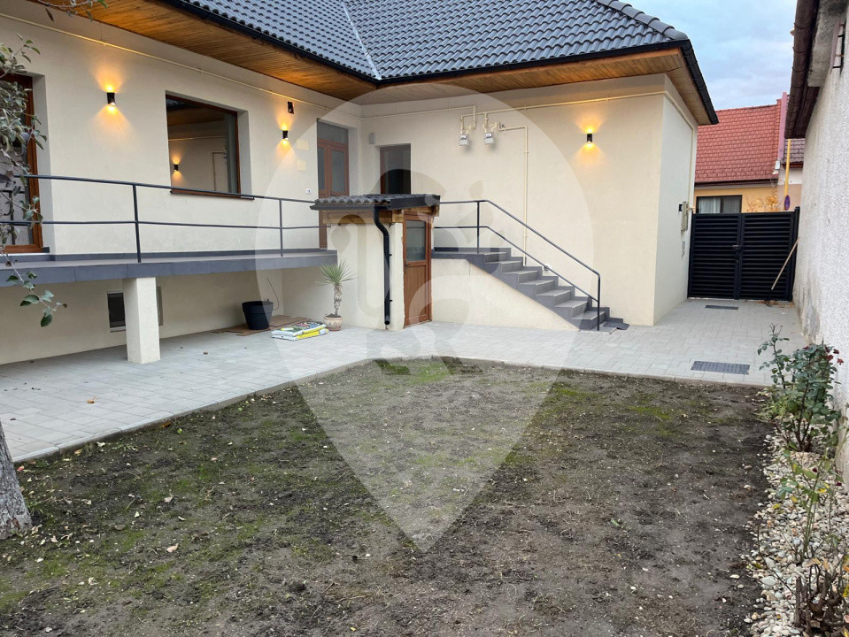 Casa 3 camere 100 mp - Brasov / Centru Civic  / Saturn / Calea Bucuresti