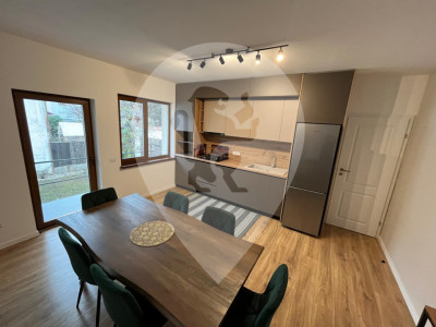 Casa 3 camere 100 mp - Brasov / Centru Civic  / Saturn / Calea Bucuresti